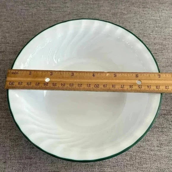 Corelle by Corning 7" Soup Bowl - Callaway Holiday Collection Made in USA - Picture 2 of 4